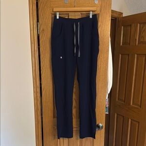 Figs Cargo Scrub Pangs Small Tall